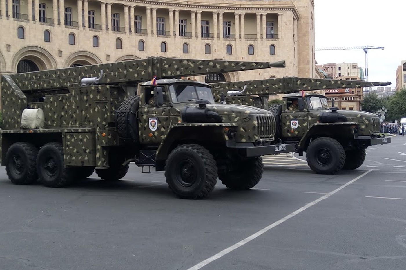 Придушення супутникової навігації: шумова завада, зона впливу та ознаки приймача